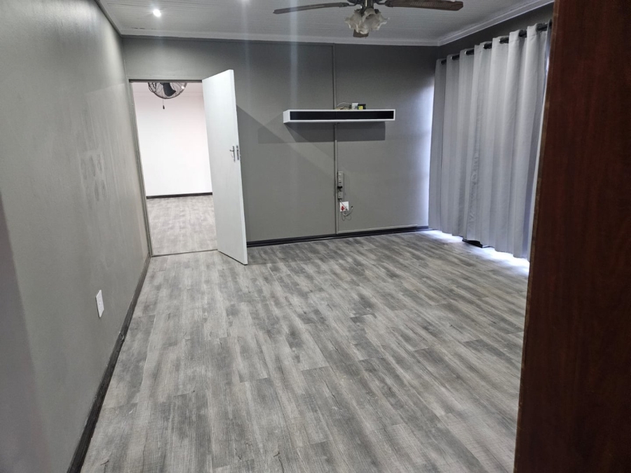 To Let 3 Bedroom Property for Rent in Fichardt Park Free State